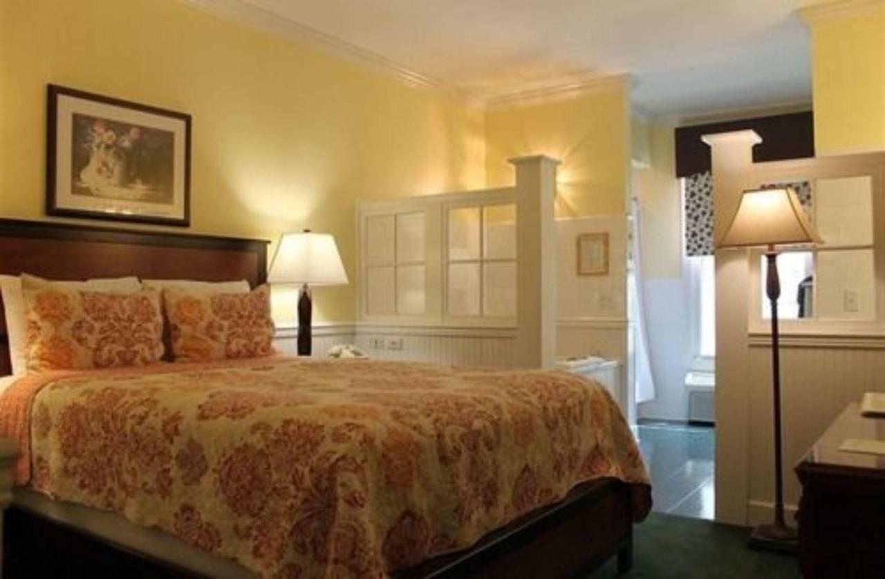 County Clare Inn Milwaukee Buitenkant foto